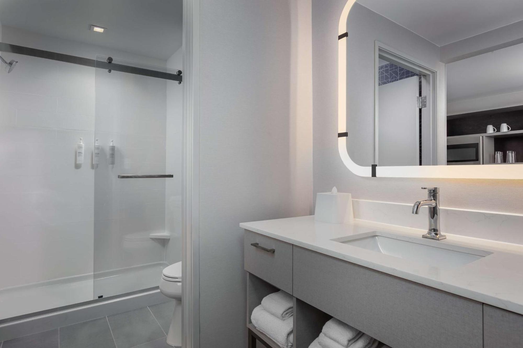 Homewood Suites By Hilton Newport Cincinnati Ngoại thất bức ảnh
